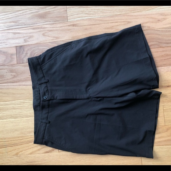 Golf Shorts Size 32 - Picture 1 of 3
